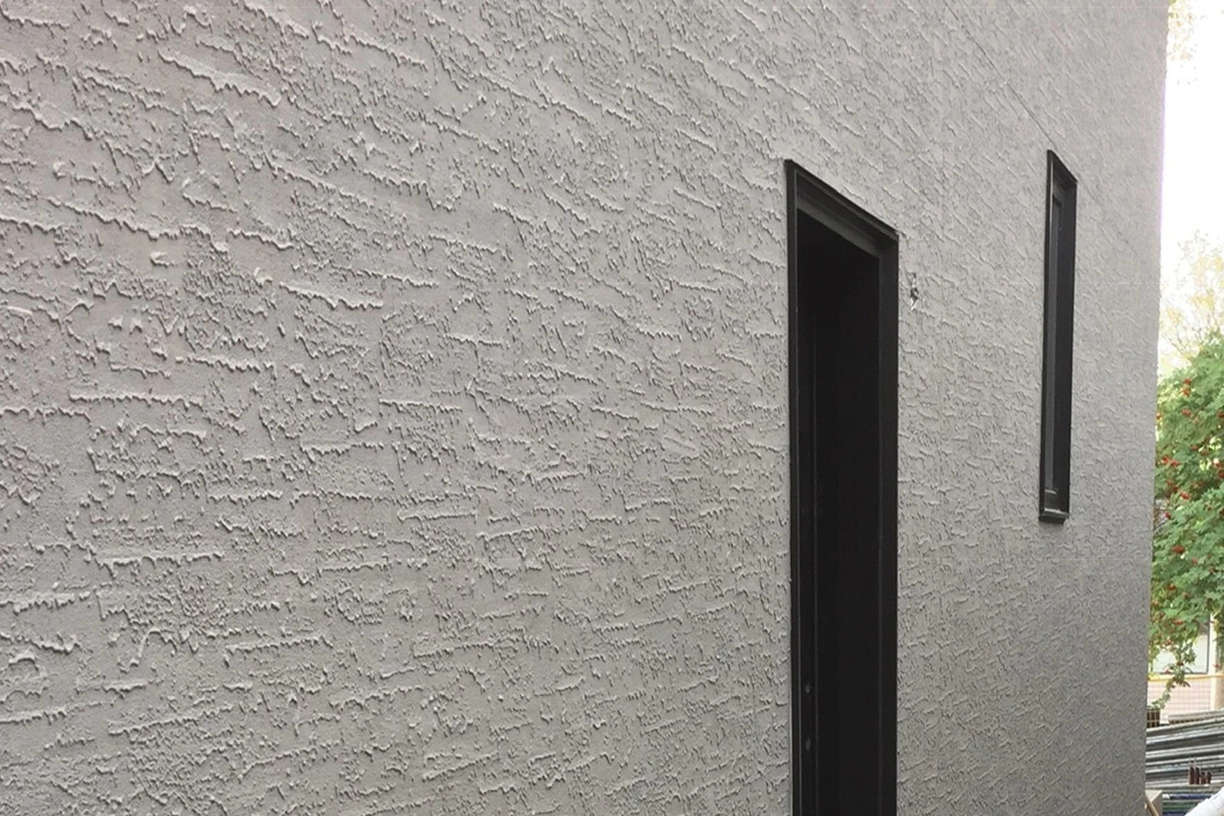 Traditional-Stucco-exterior-contractor-calgary-maxima-construction-min Traditional-Stucco-exterior-contractor-calgary-maxima-construction-min