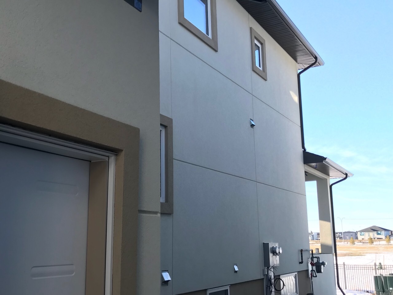eifs-soffit-fascia-stucco-exterior-service-contractor-calgary-maxima-construction