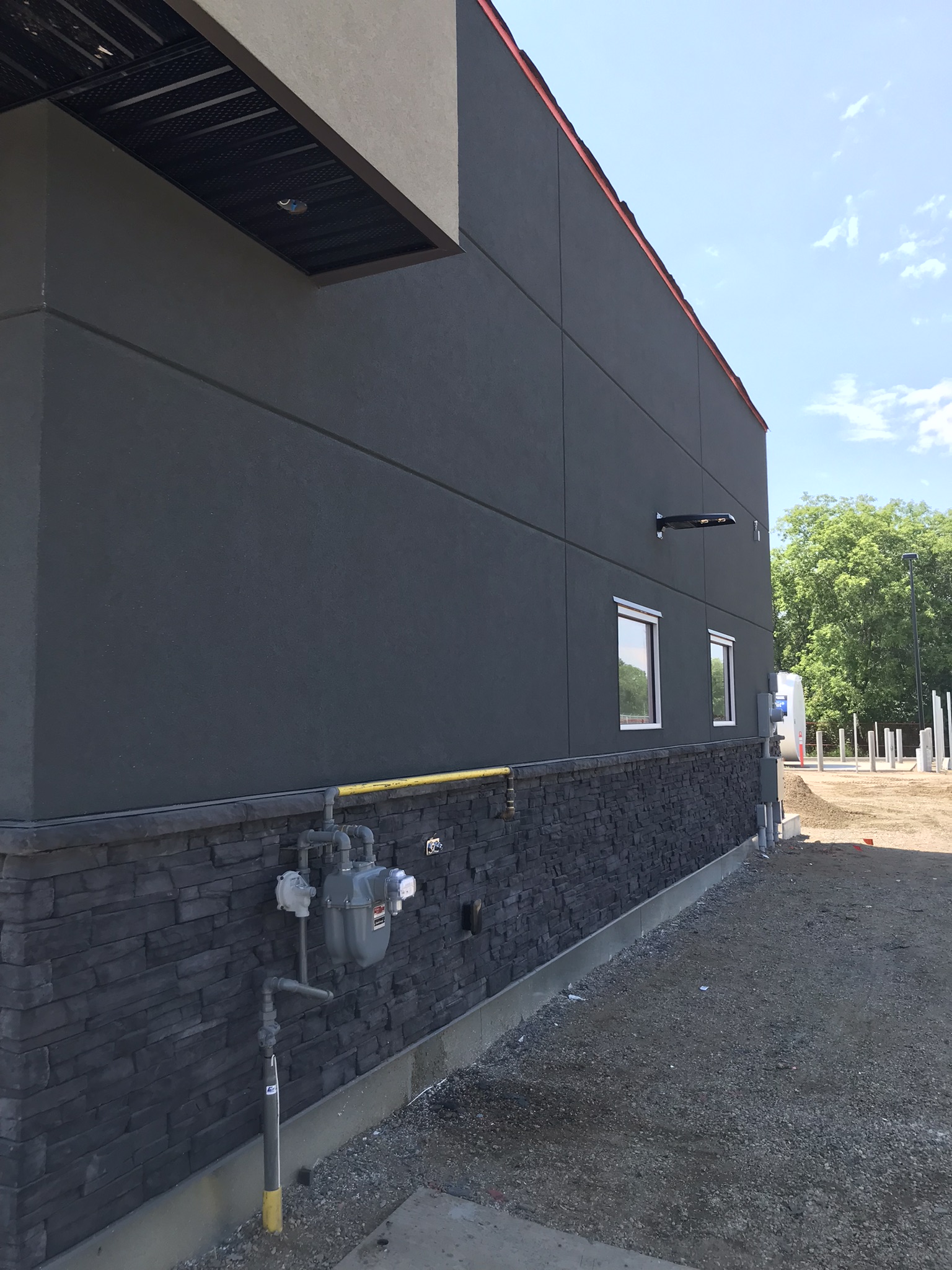 eifs-stuccomall-commercial-exterior-service-contractor-calgary-maxima-construction