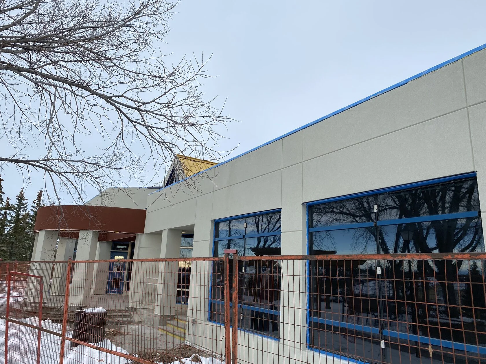 stucco-municipal-exterior-service-contractor-calgary-maxima-construction