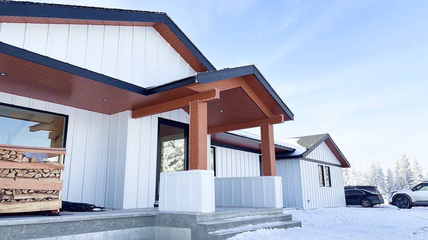 exterior-contractor-clean-site-calgary-maxima-construction exterior-contractor-clean-site-calgary-maxima-construction